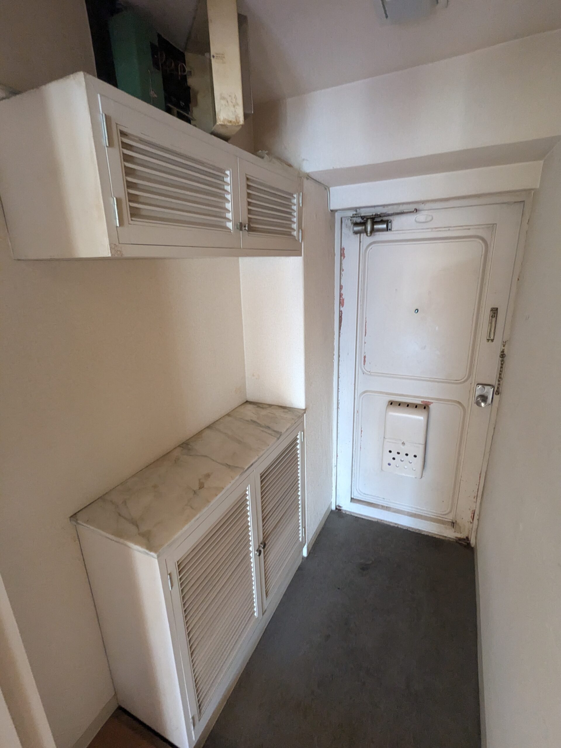 くすみブルーが映える-小上がりのある家- ｜ 中野区　リノベーション前