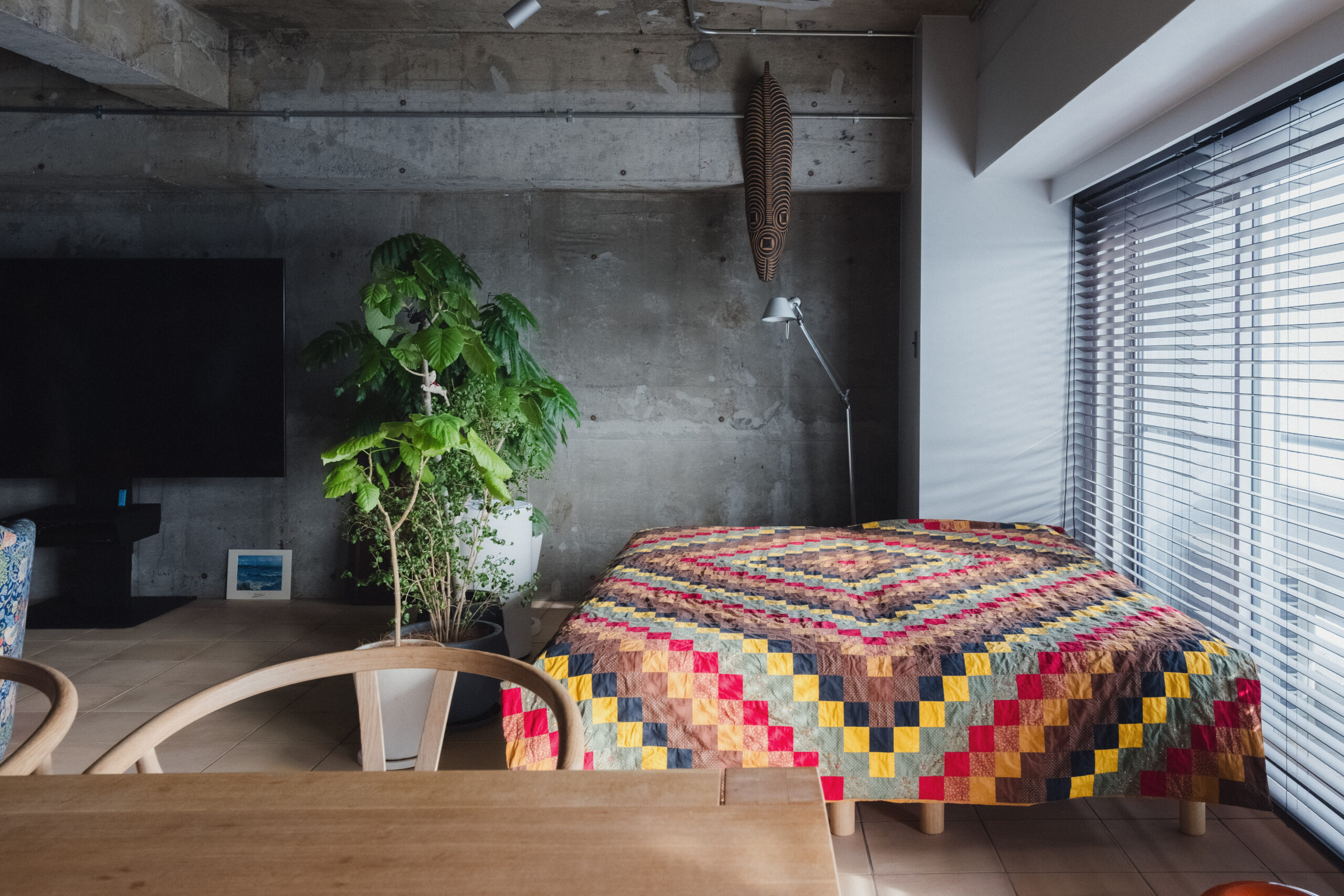 ヴィンテージにひかるディープブルー -テラコッタの家- | 目黒区　アズ建設施工事例ギャラリー