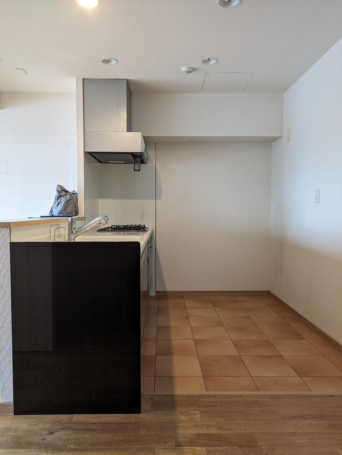 ヴィンテージにひかるディープブルー -テラコッタの家- | 目黒区　リノベーション前